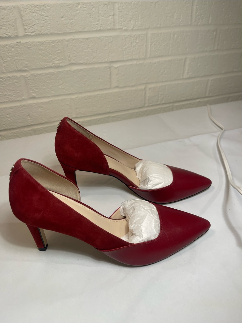Cole Haan Women's Burgundy Pointed-Toe Leather Pumps - Picture 10 of 16